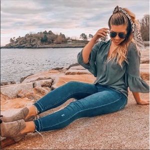 NEW Spanx Distressed Ankle Skinny Jean Raw Hem Blue Denim Small Petite